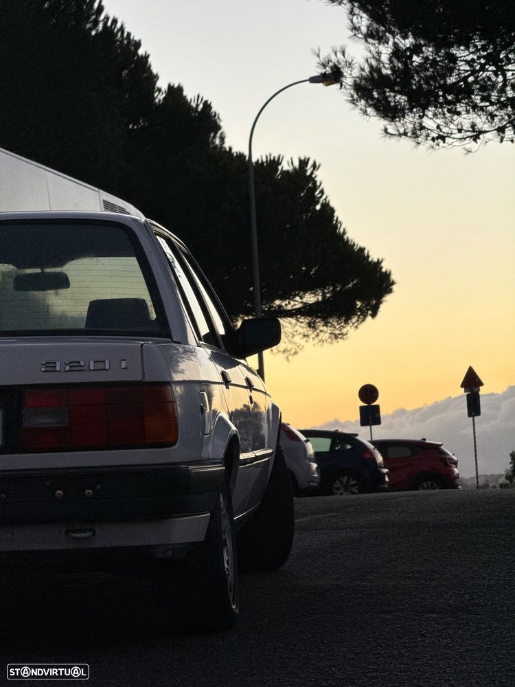 BMW 320 i - 5