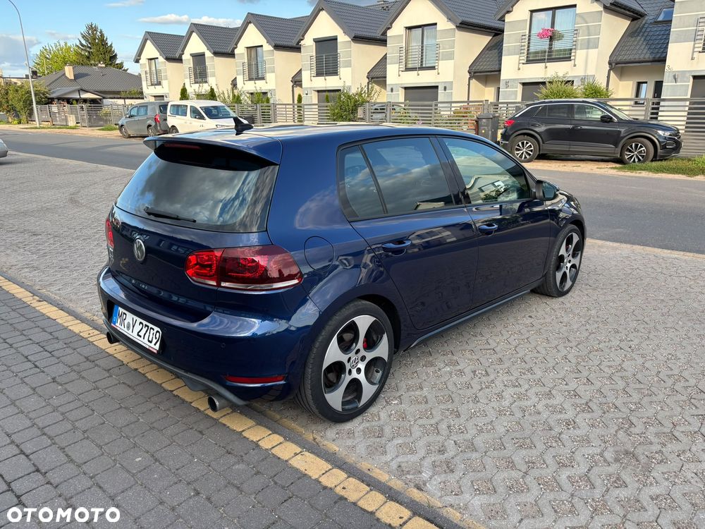 Volkswagen Golf 2.0 TSI GTI - 5