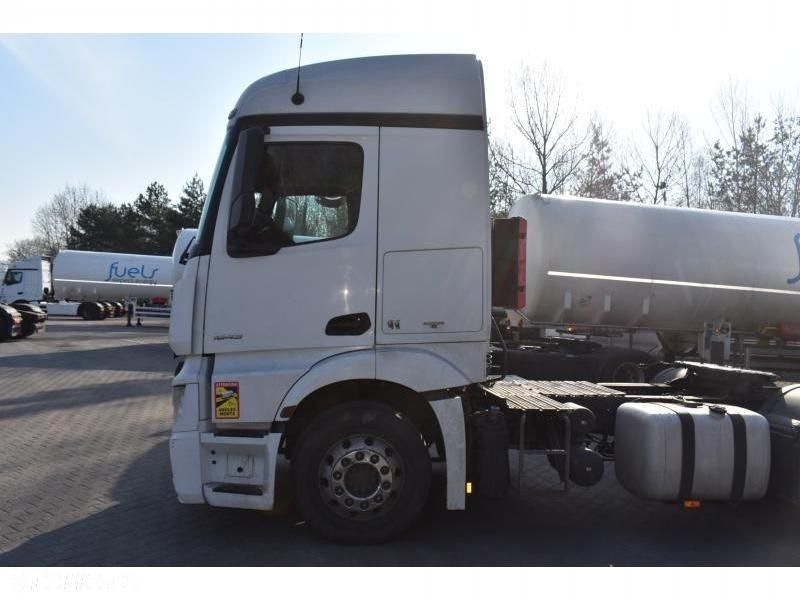 Mercedes-Benz Actros - 17