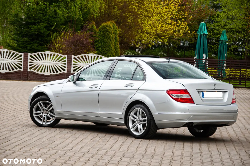 Mercedes-Benz Klasa C 180 Kompressor Avantgarde - 17