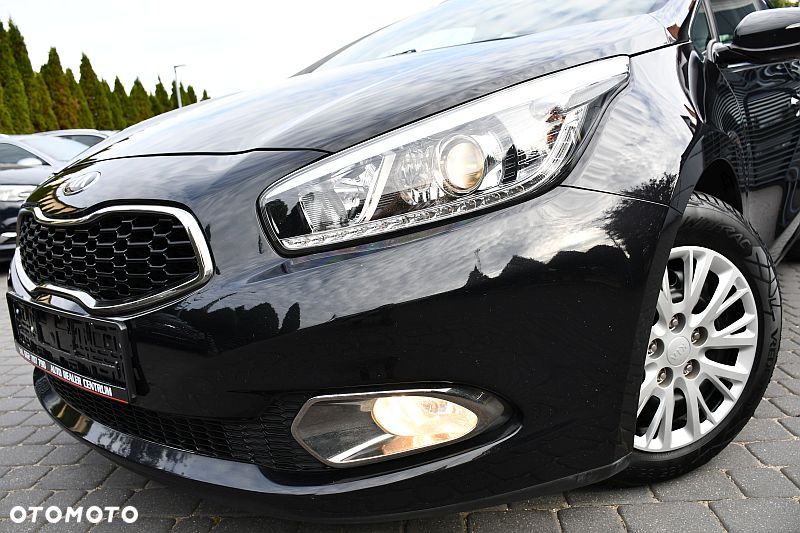 Kia Ceed 1.6 GDI ISG Platinum Edition - 33