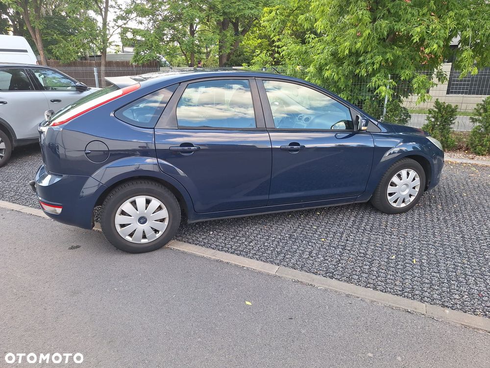 Ford Focus 1.8 Style - 6