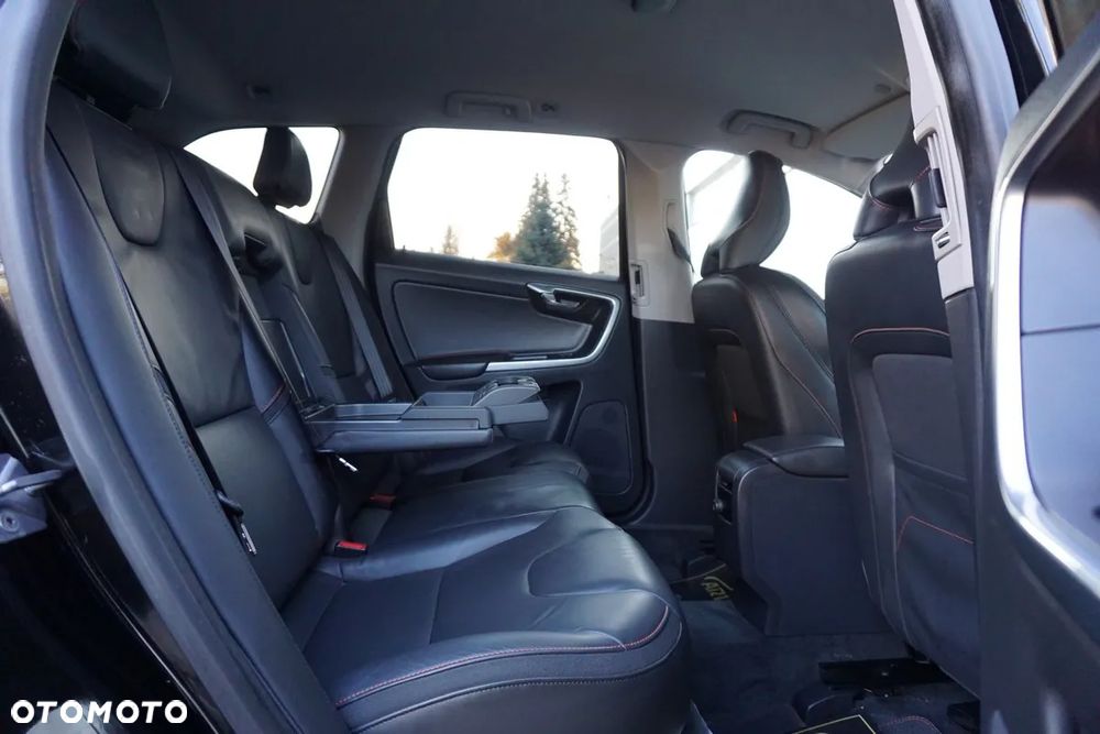 Volvo XC 60 D3 Ocean Race - 36