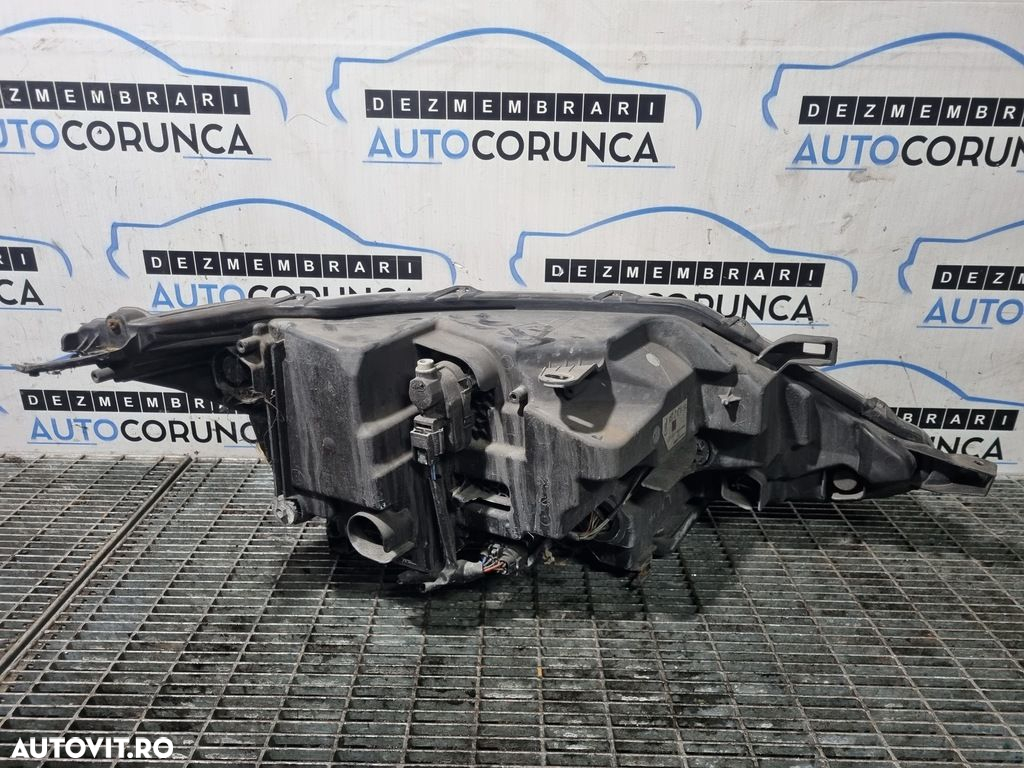 Far Stanga Nissan Qashqai J11 2013 - 2017 SUV 4 Usi (1182) Cu lupă - 2