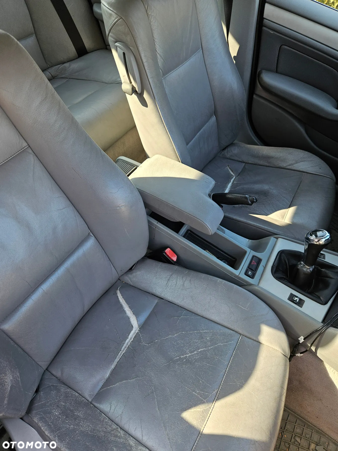 BMW Seria 3 318i - 25