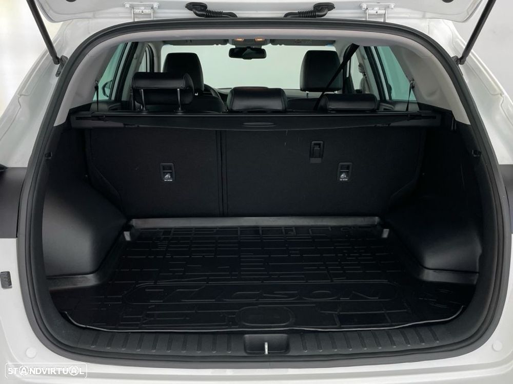 Hyundai Tucson 1.6 CRDi Premium+Pack Pele - 13
