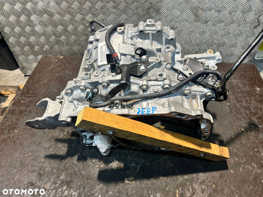 Jeep Compass I skrzynia biegów 2.4b P04872840A - 6
