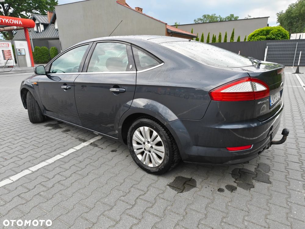 Ford Mondeo 2.0 TDCi Ghia - 6