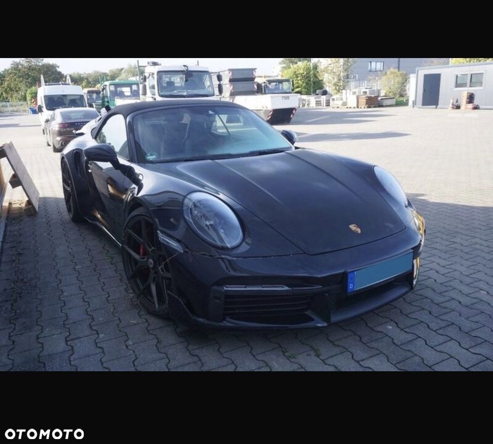 Porsche 911 Carrera Turbo - 2