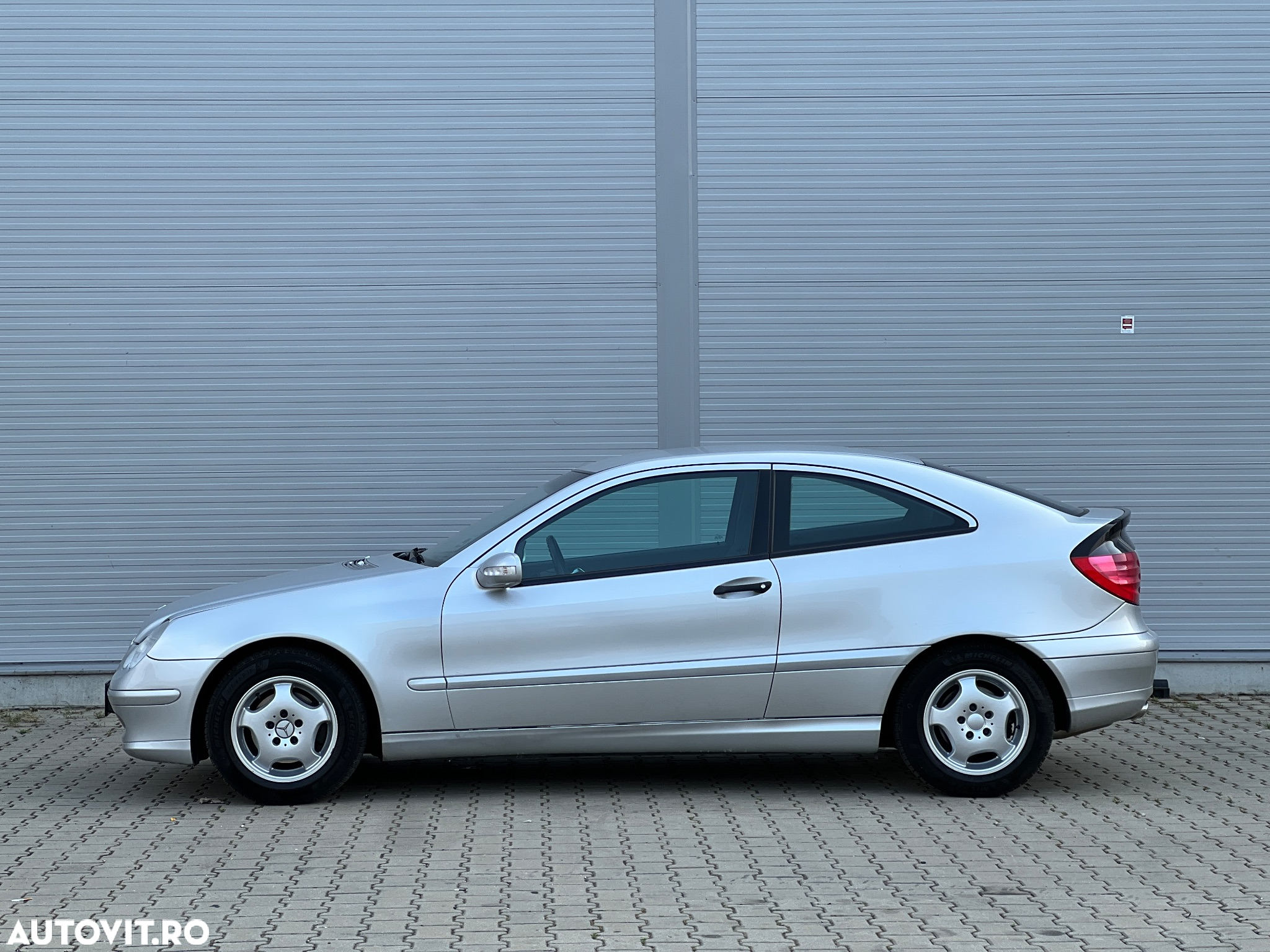 Mercedes-Benz C 180 Kompressor Sportcoupe Automatik - 2