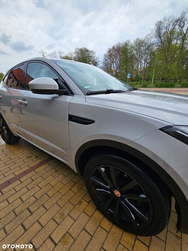 Jaguar E-Pace D150 R-Dynamic - 9