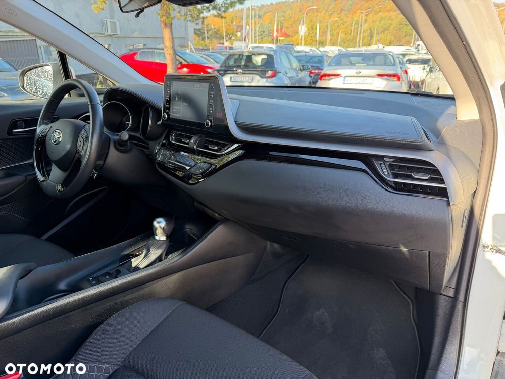 Toyota C-HR 2023