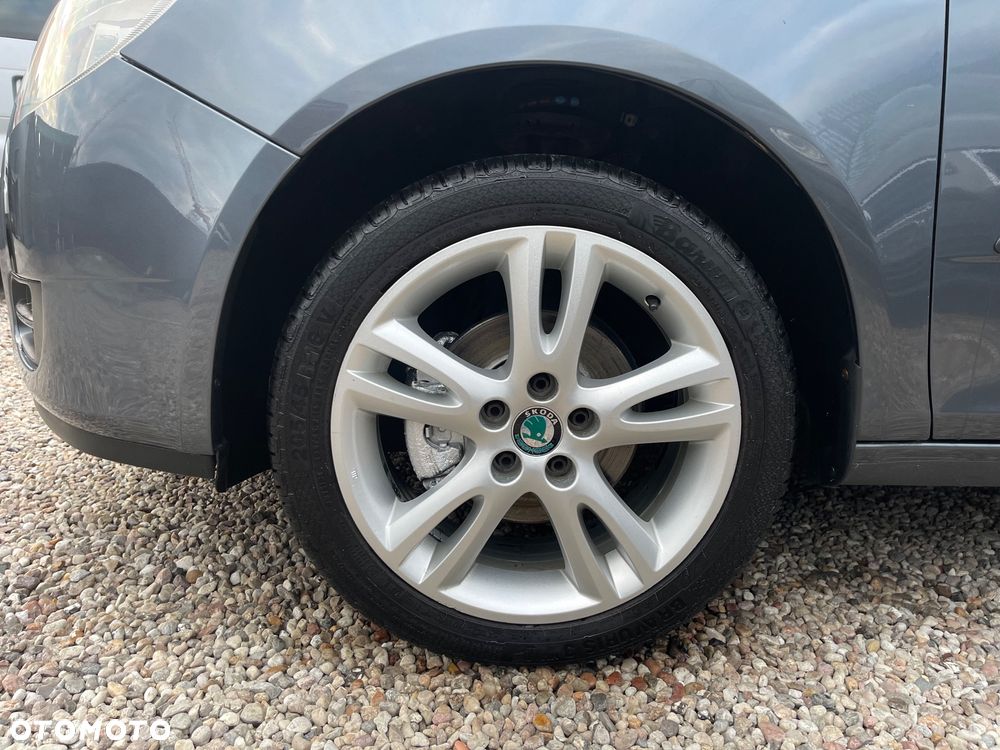 Skoda Fabia 1.2 HTP Ambiente - 14