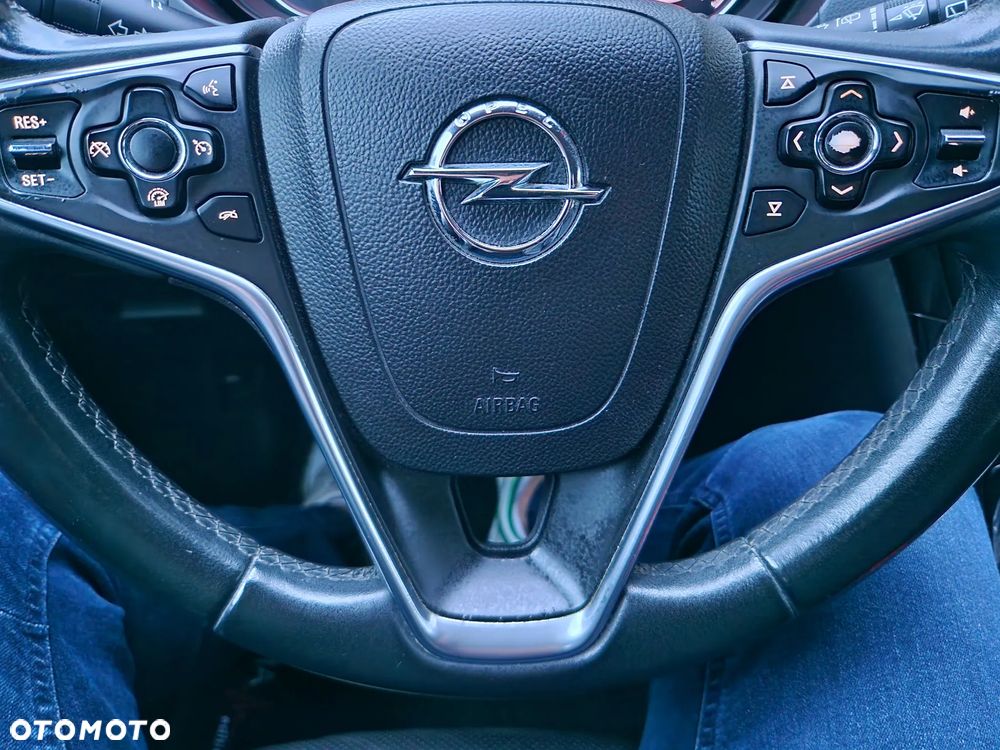 Opel Insignia 2.0 CDTI Sports Tourer ecoFLEXStart/Stop Business Edition - 16