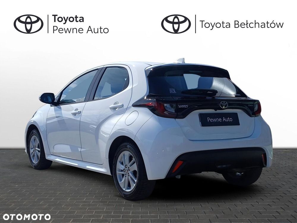 Toyota Yaris - 4