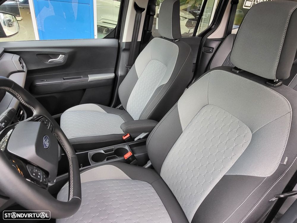 Ford Tourneo Courier - 16