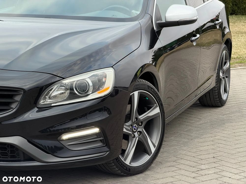 Volvo V60 D4 Drive-E R-Design Summum - 9