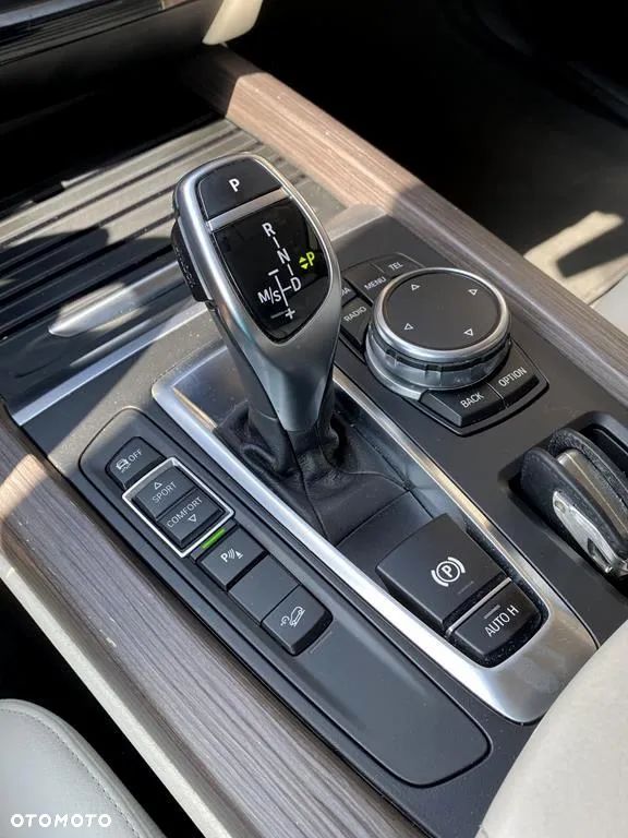 BMW X5 xDrive30d - 24
