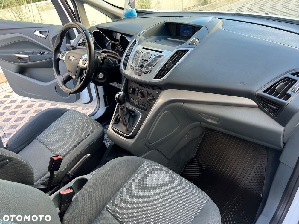 Ford C-MAX - 12