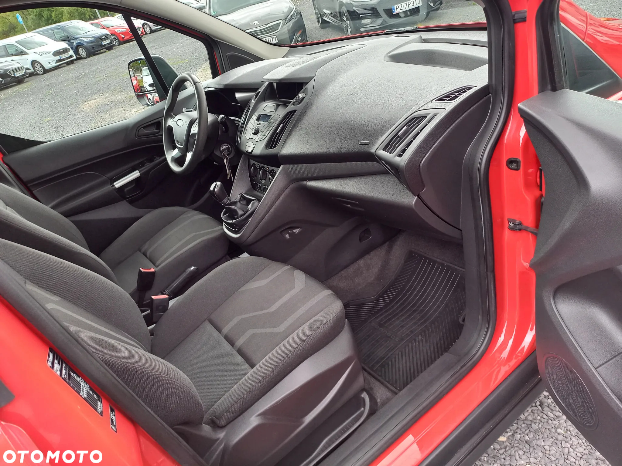 Ford Transit Connect - 19