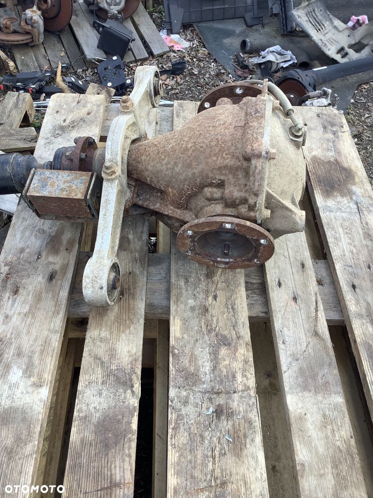 PAJERO III 3.2 DID MOST TYLNY DYFER F34D 4.100