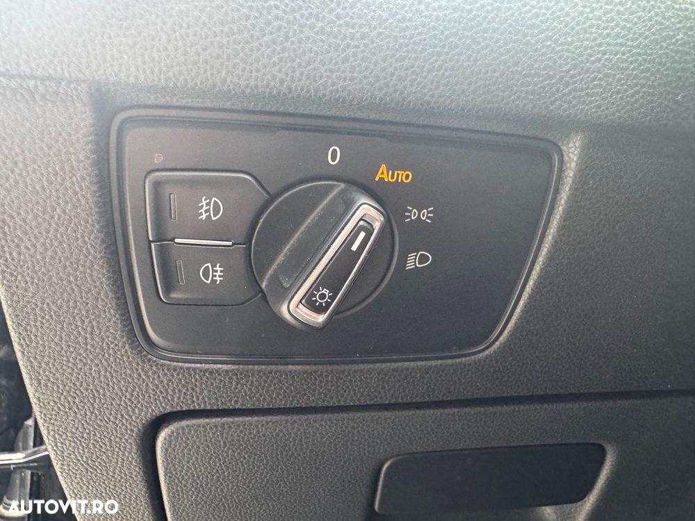 Volkswagen Passat Variant 2.0 TDI DSG Comfortline - 29