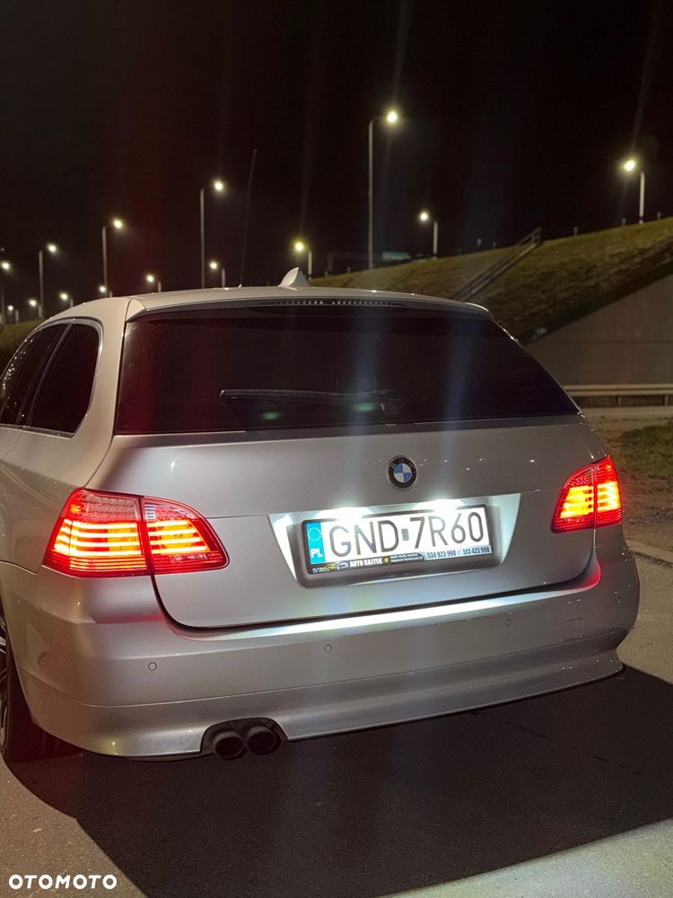BMW Seria 5 - 32