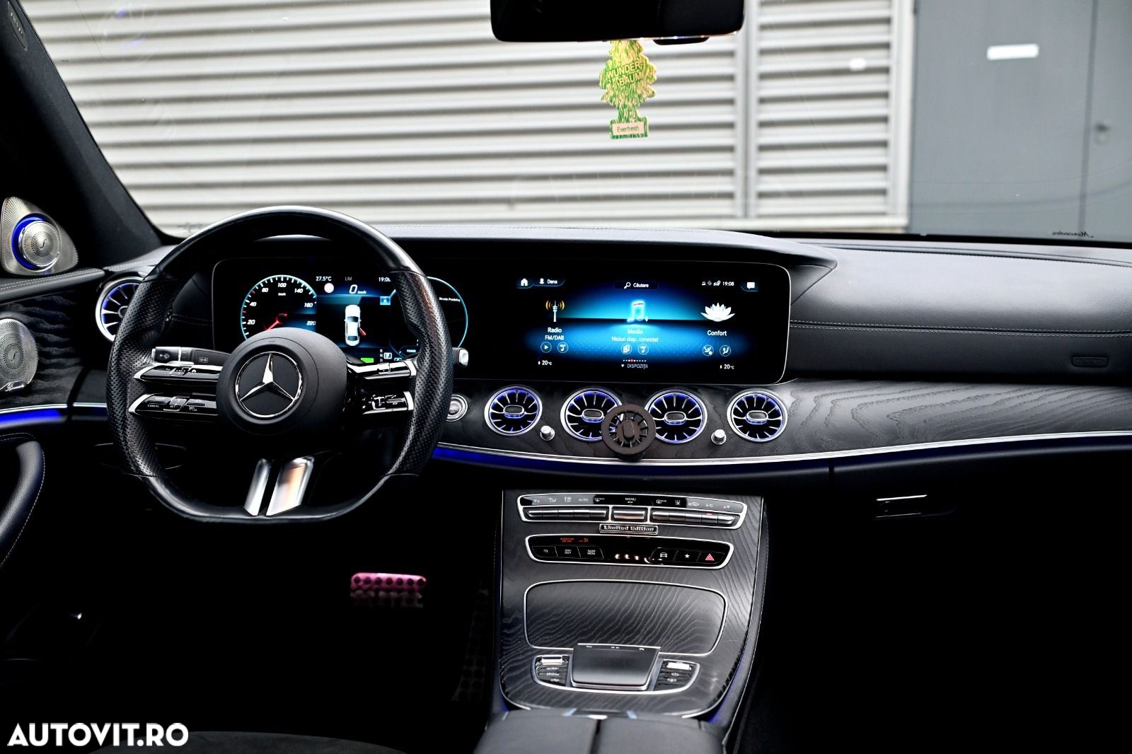 Mercedes-Benz E 450 4Matic 9G-TRONIC AMG Line - 25