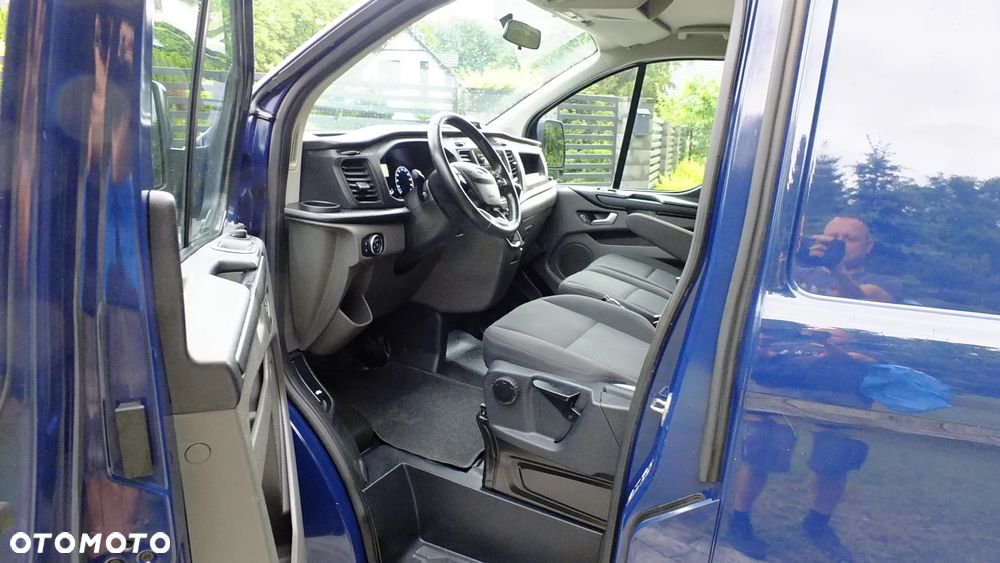 Ford Transit Custom - 13