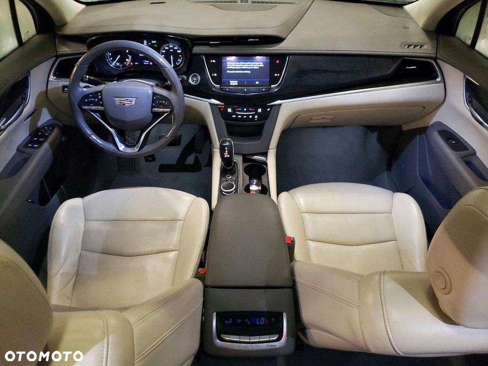 Cadillac XT6 - 7