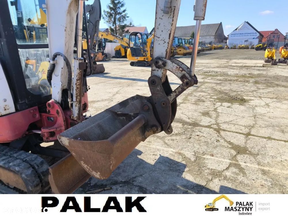 Takeuchi Mini koparka Takeuchi Tb  23R   , 2011 rok - 14