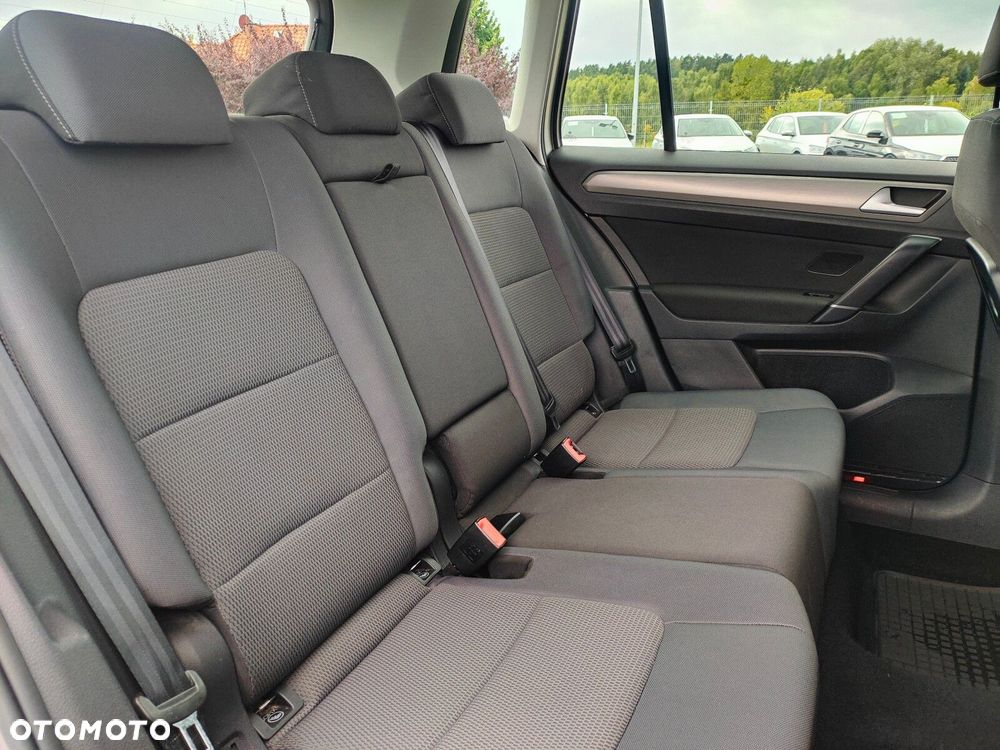 Volkswagen Golf Sportsvan - 16