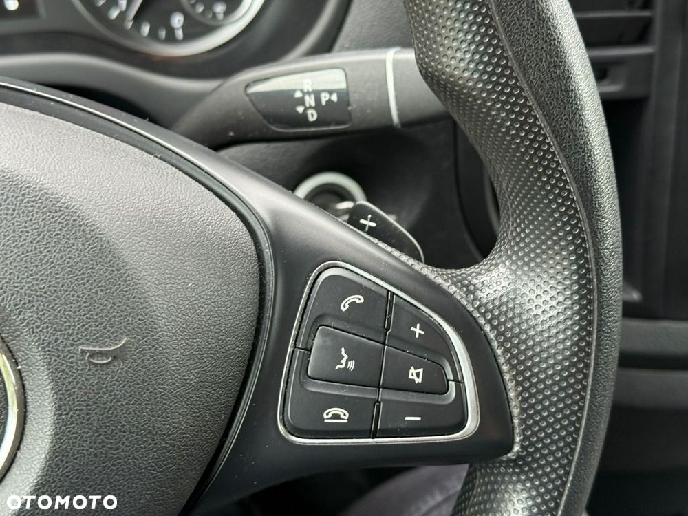 Mercedes-Benz Vito - 21