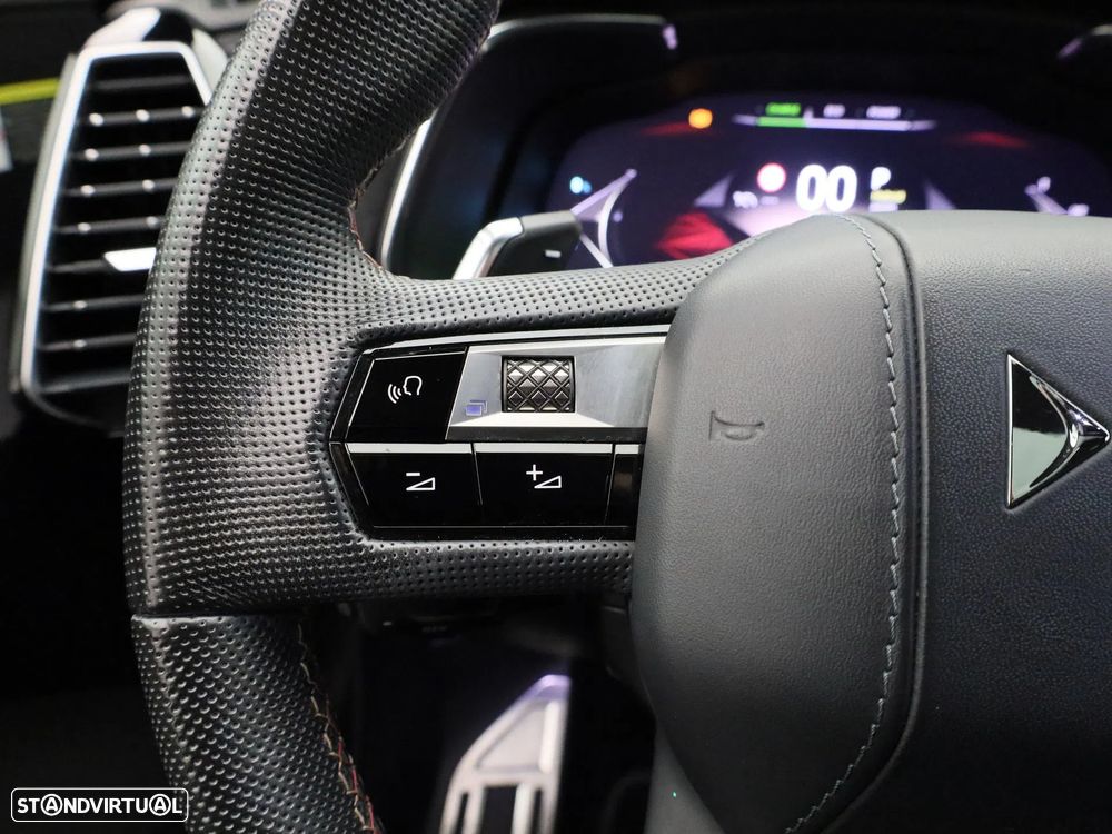 DS DS7 E-Tense Performance Line EAT8 - 5