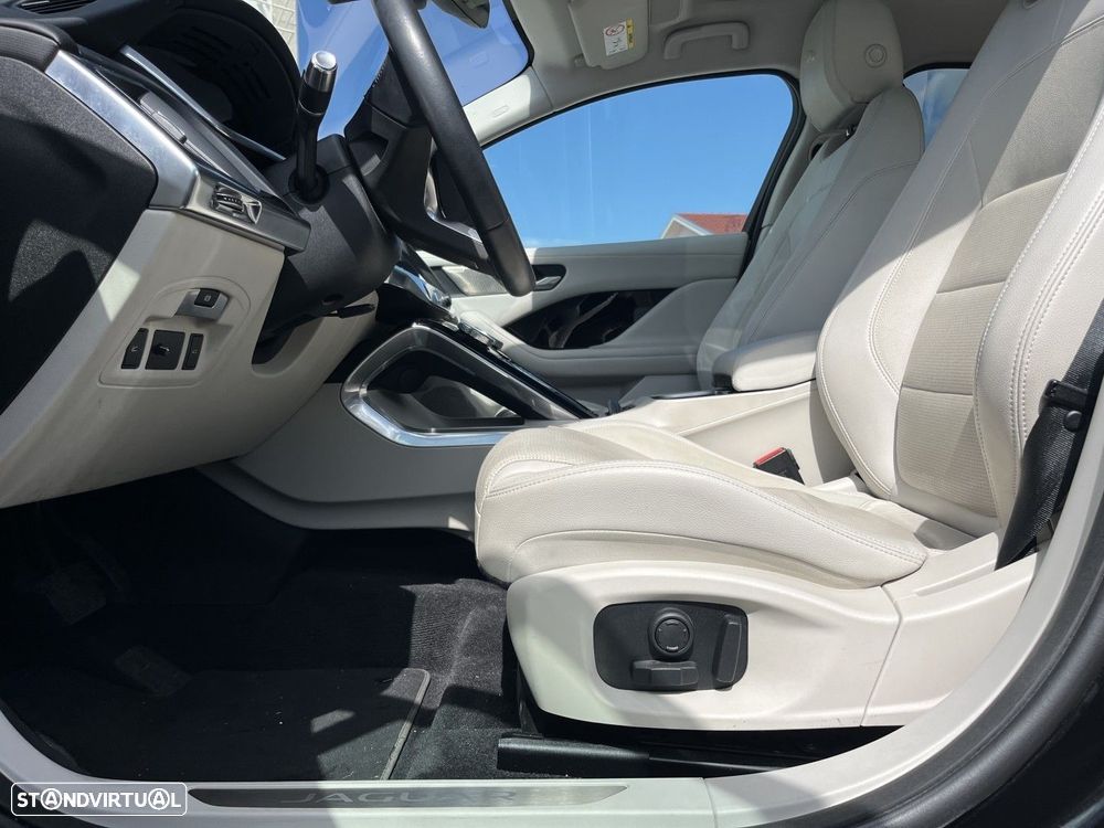 Jaguar I-Pace SE AWD Aut. - 10