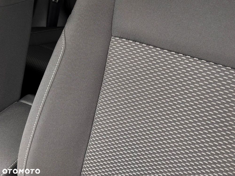 Volkswagen Golf 1.5 TSI BMT Trendline - 21