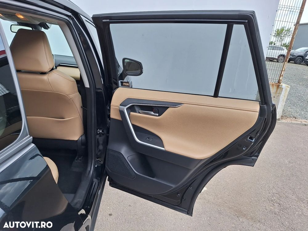 Toyota RAV4 - 15