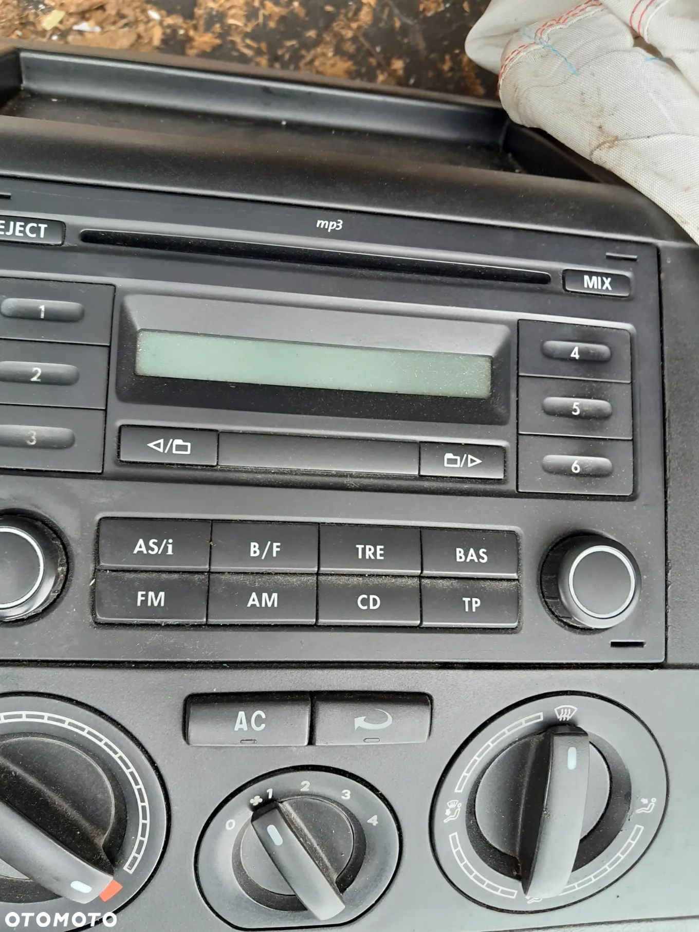 Radio VW T5 Caravelle - 1