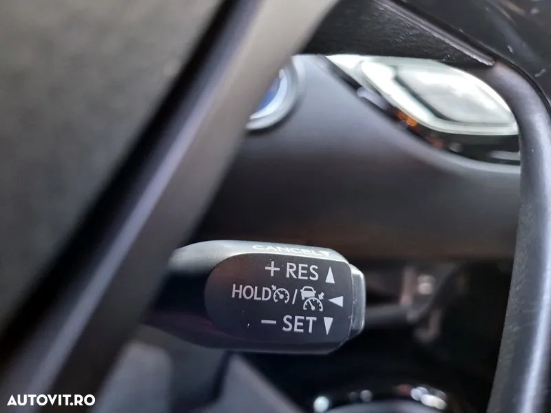 Toyota C-HR 1.8 HSD 122 CP 4x2 CVT Style - 15