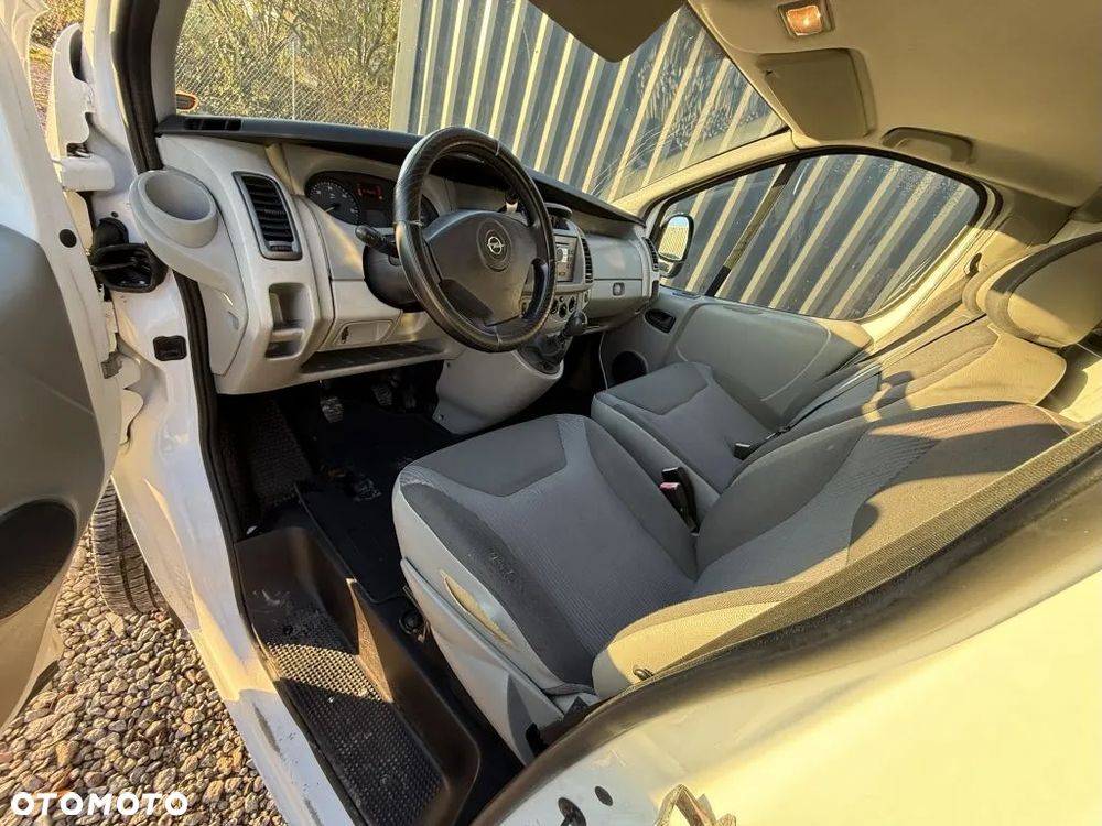 Opel Vivaro - 4