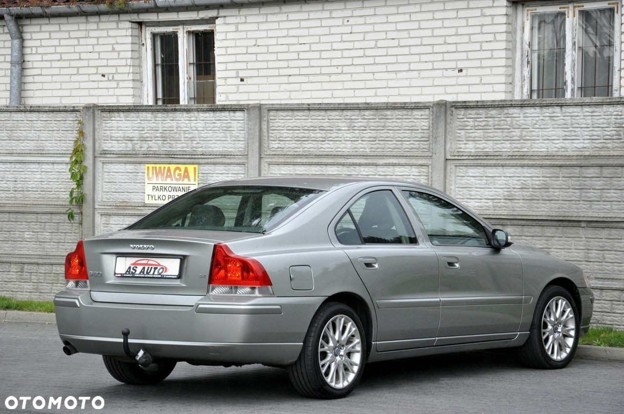 Volvo S60 2.4 Momentum - 33