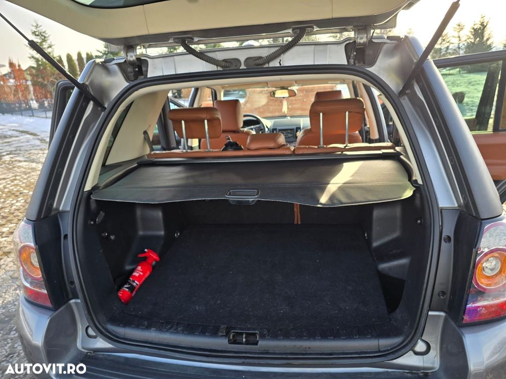 Land Rover Freelander 2.2 SD4 SE - 18