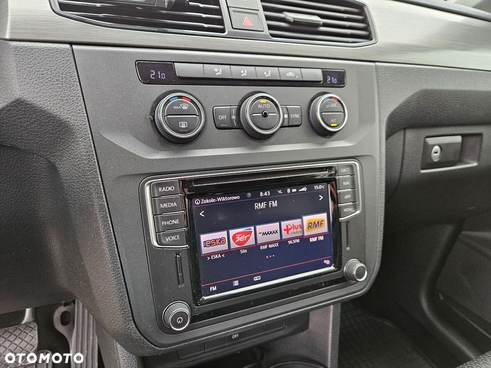 Volkswagen Caddy 2.0 TDI Trendline DSG - 28