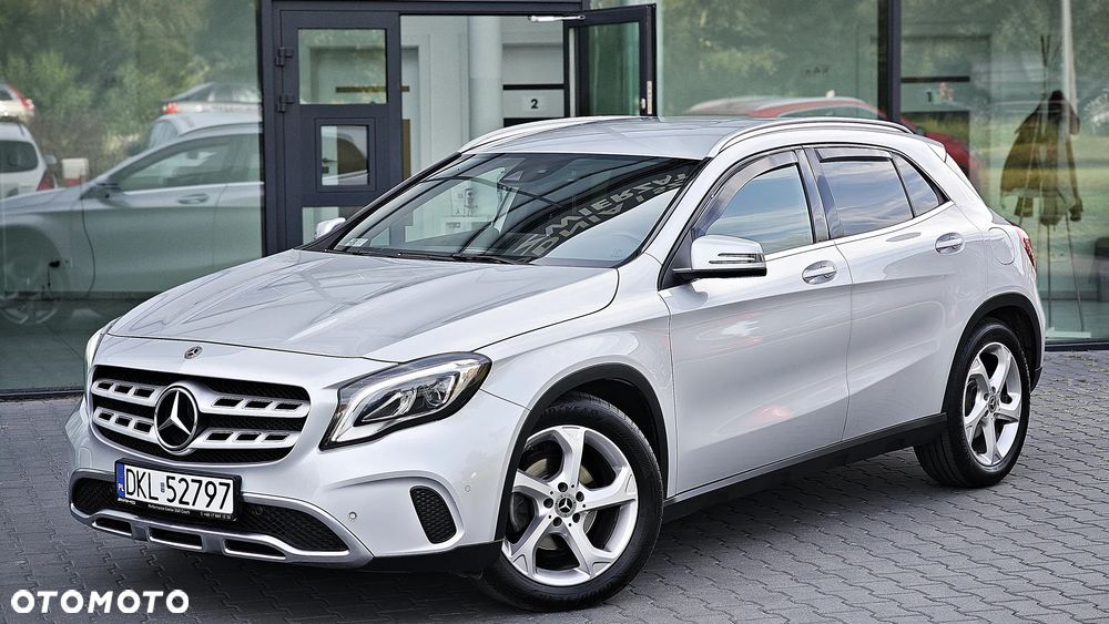 Mercedes-Benz GLA 220 d 4-Matic AMG Line - 1