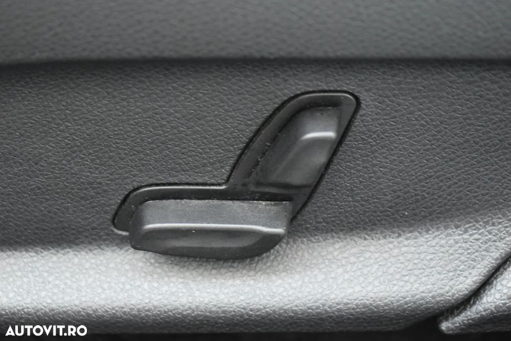 Mercedes-Benz GLC - 23