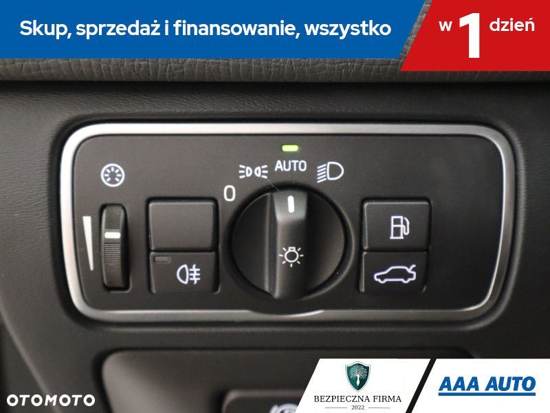 Volvo XC 60 - 18