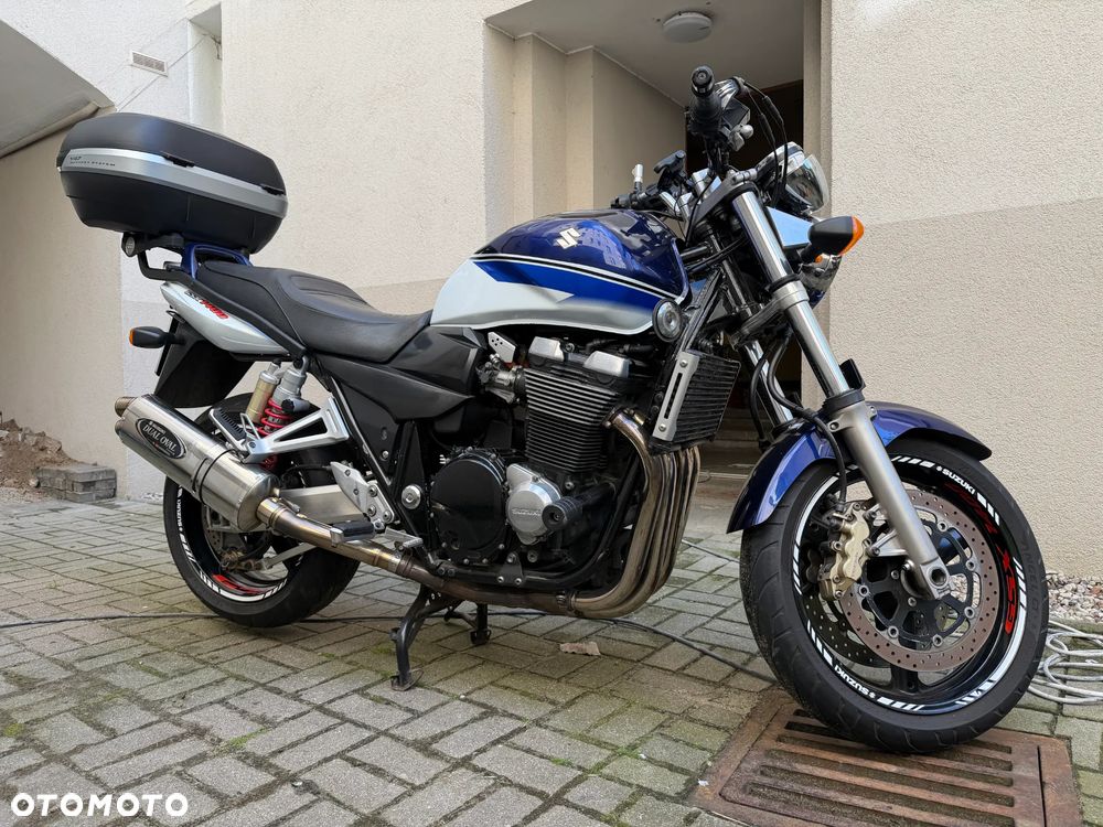Suzuki GSX - 13