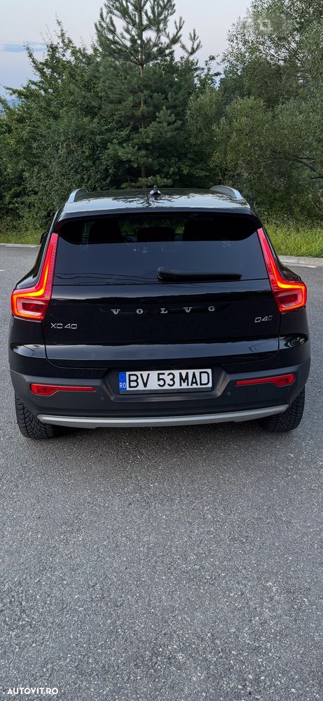 Volvo XC 40 D4 AWD Geartronic Momentum - 6