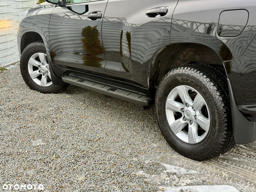 Toyota Land Cruiser LC 2.8 D-4D Premium - 23