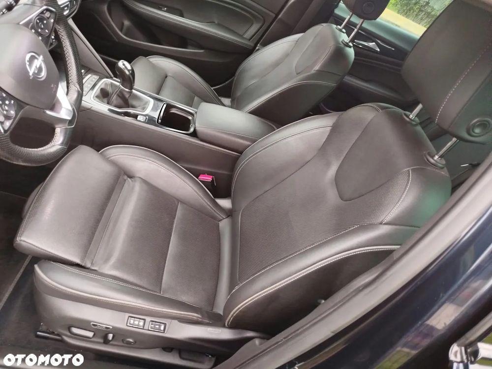 Opel Insignia 2.0 CDTI ecoFLEX Start/Stop Business Innovation - 28